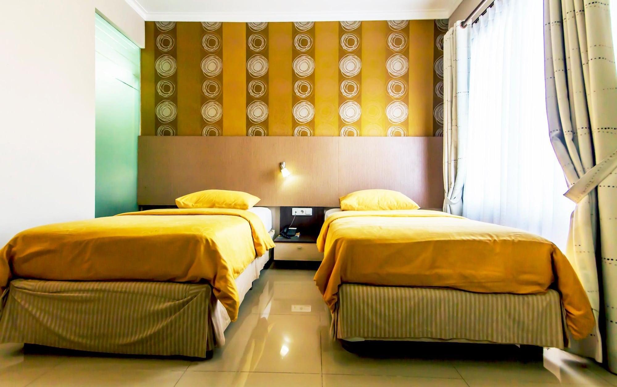 Andelir Hotel Bandung Exterior photo