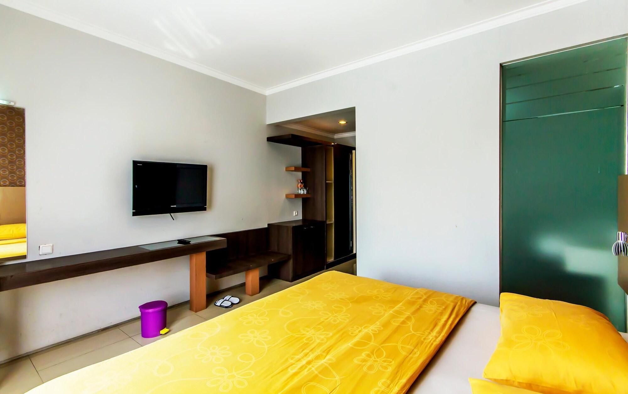 Andelir Hotel Bandung Exterior photo