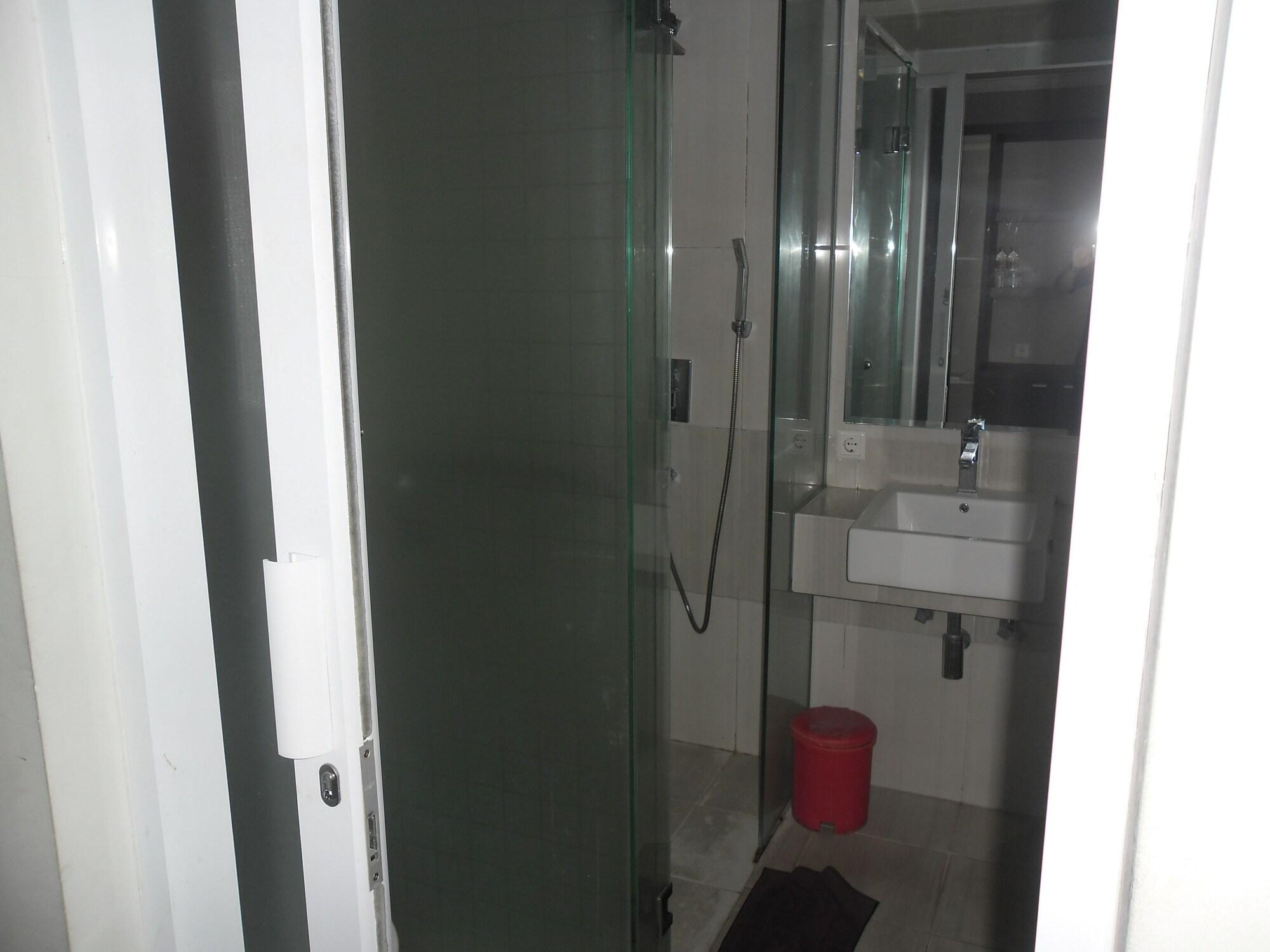 Andelir Hotel Bandung Exterior photo