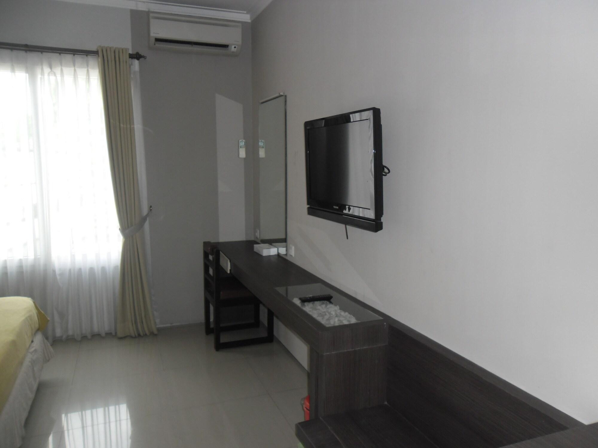 Andelir Hotel Bandung Exterior photo